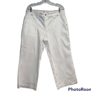Tommy Hilfiger Cropped Jeans. White size 14
